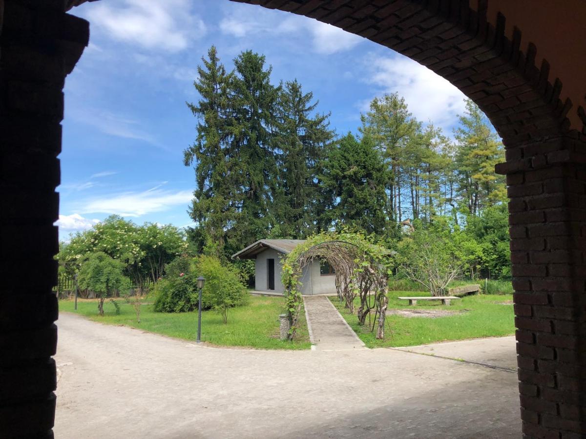 Villa Bonelli Bed & Fest Savigliano Kültér fotó